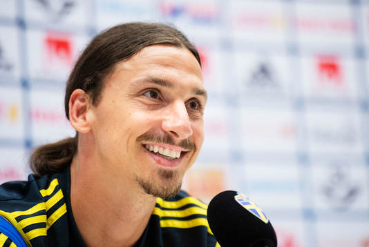 Zlatan Ibrahimovic på en presskonferens