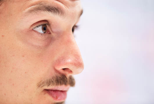 Zlatan Ibrahimovic på en presskonferens