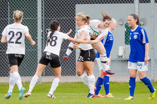 under fotbollsmatchen i dam Division 1  Södra Götaland