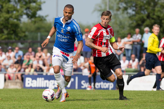 Salif Camara Jönsson från Trelleborg Anton Wiklund från