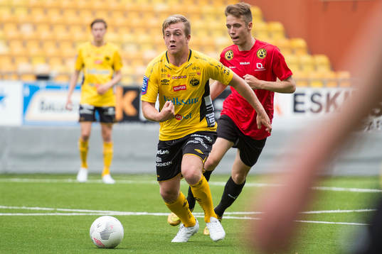 Elfsborgs Noel Jonsson och Limhamn/Bunkeflos Carl Geronson