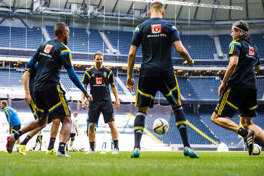 Isaac Kiese Thelin, Zlatan Ibrahimovic, Alexander Milosevic