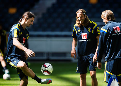Zlatan Ibrahimovic, Jonas Olsson och Ola Toivonen