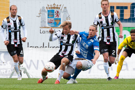 Bläddra bland fler bilder av Fotboll, Div 1 Södra Götaland, Landskrona - Norrby