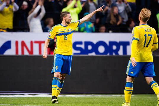 Sveriges Marcus Berg jublar