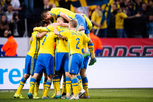 Sveriges spelare jublar