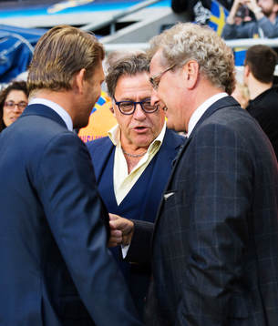 Sveriges players manager Marcus Allbäck och