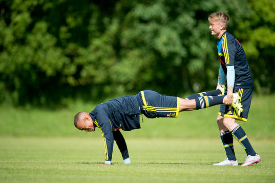 Sveriges Sam Larsson och Robin Quaison
