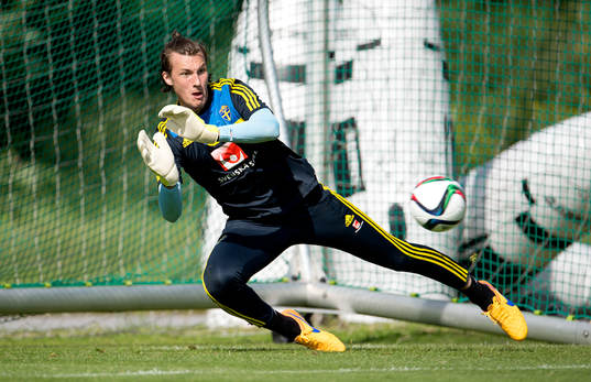 Sveriges målvakt Andreas Linde