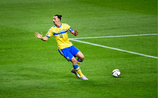 Sveriges Zlatan Ibrahimovic deppar