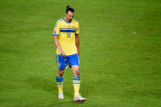Sveriges Zlatan Ibrahimovic deppar