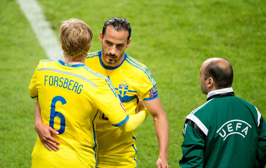 Sveriges Erkan Zengin byter med Emil Forsberg