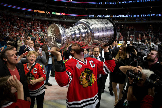 Chicago Blackhawks center Jonathan Toews (19) kisses the