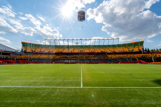 Commonwealth Stadium
