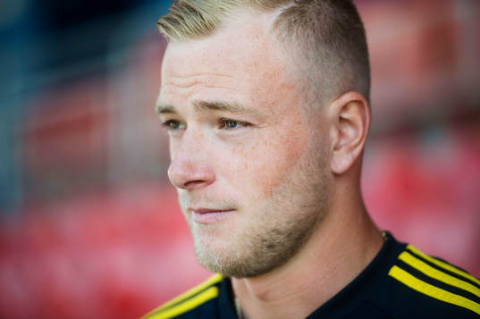 Sveriges John Guidetti  pratar med media