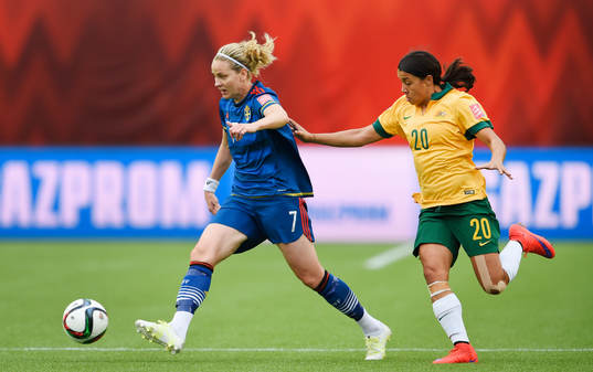 Sveriges Lisa Dahlkvist och Australiens Samantha Kerr