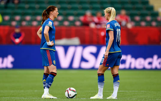 Sveriges Lotta Schelin och Sofia Jakobsson ska slå en