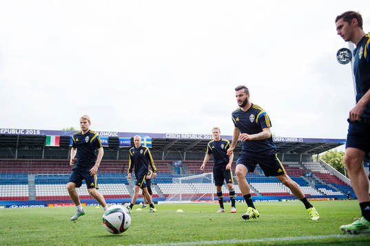 Sveriges Arber Zeneli, Oscar Lewicki, Oscar Hiljemark och