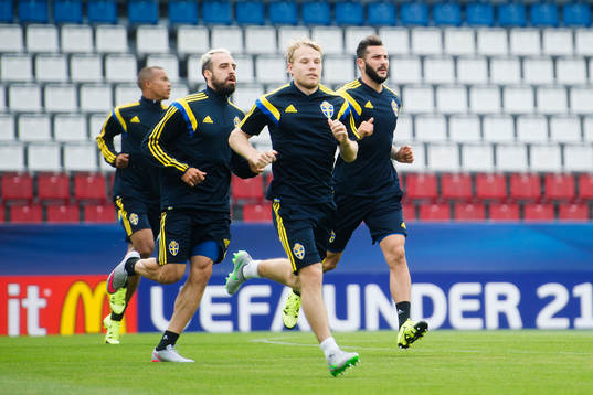 Sveriges Abdul Khalili, Oscar Lewicki och Mikael Ishak