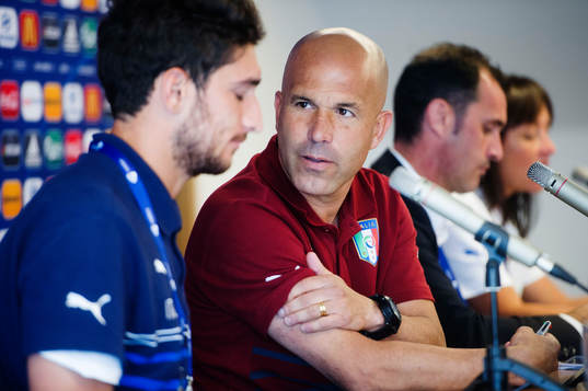 Italiens Matteo Bianchetti och förbundskapten Luigi Di