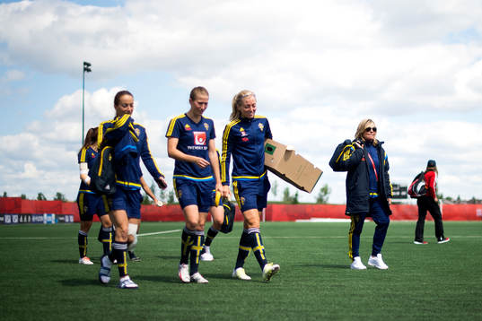 Sveriges Kosovare Asllani, Emma Berglund, Linda Sembrant
