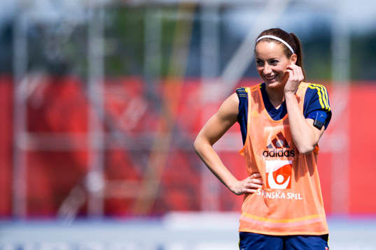 Sveriges Kosovare Asllani