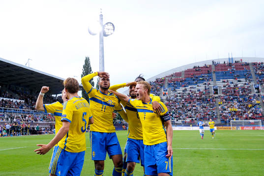 Sveriges Oscar Lewicki, Ludwig Augustinsson, Abdullah