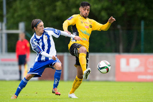 Kamp mellan Elfsborgs Arjan Mostafa och IFK Göteborgs
