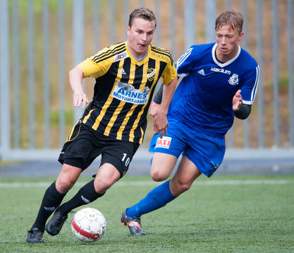 IFK Hässleholms Danny Gunnarsson i matchen i division 2