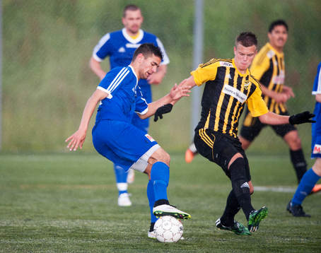 IFK Hässleholms Niklas Jönsson i matchen i division 2