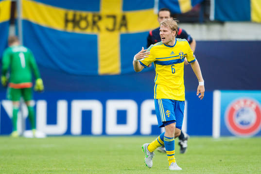 Sveriges Oscar Lewicki reagerar