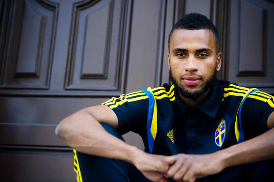 Sveriges Isaac Kiese Thelin