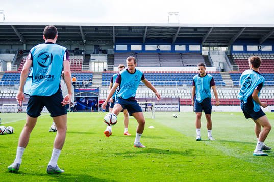 Englands Harry Kane (m)