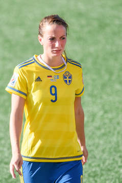 Sveriges Kosovare Asllani deppar