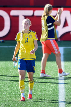 Sveriges Amanda Ilestedt deppar