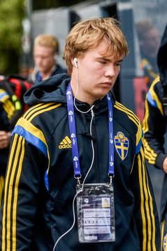 Sveriges Simon Tibbling