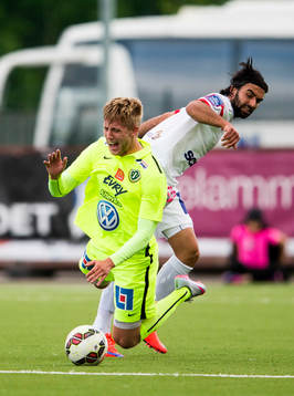 Jönköpings Jesper Svensson går omkull