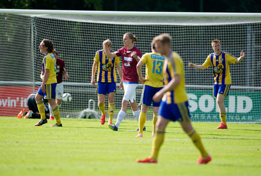 Qvidings Robin Örtendahl jublar