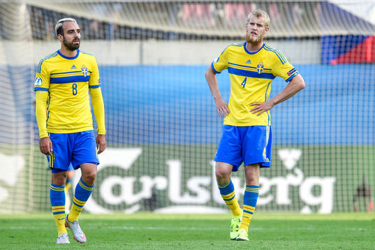 Sveriges Abdullah Khalili och Filip Helander deppar