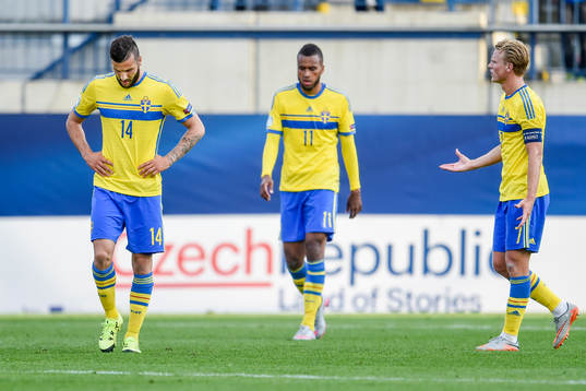 Sveriges Mikael Ishak , Isaac Kiese Thelin och Oscar