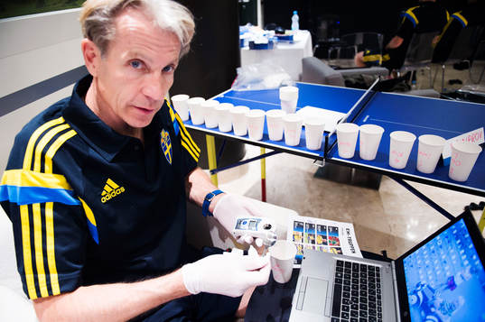 Sveriges fysiolog Thomas Lindholm analyserar spelarnas