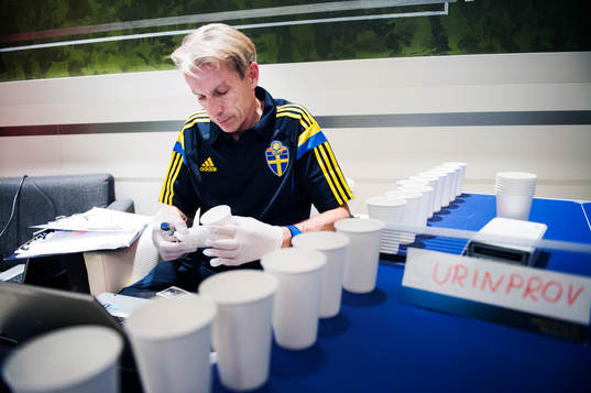 Sveriges fysiolog Thomas Lindholm analyserar spelarnas