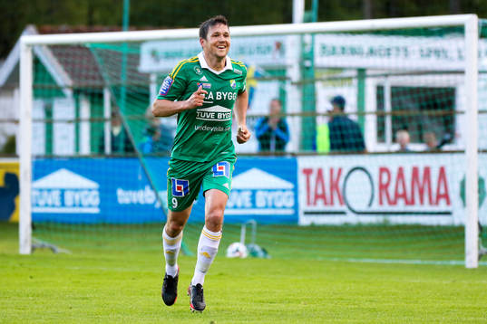 Ljungskiles Hannes Stiller jublar