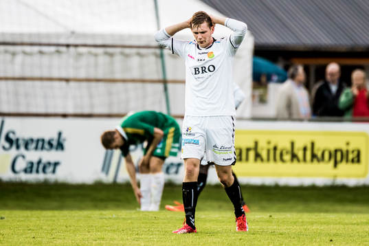 Gais Arnar Bragi Bergsson deppar
