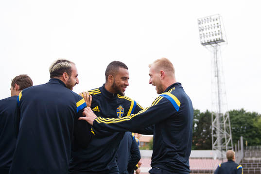 Sveriges Abdullah Khalili, Isaac Kiese Thelin och John