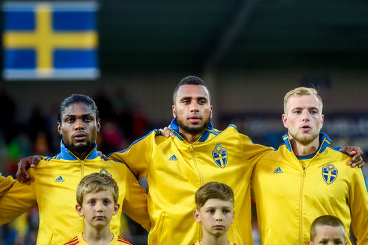 Sveriges Joseph Baffo , Isaac Kiese Thelin och John Guidetti