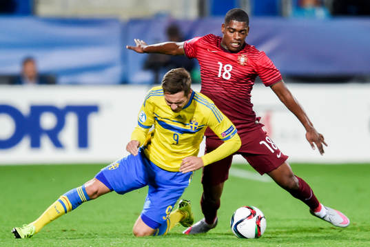 Sveriges Branimir Hrgota och Portugals Ivan Cavaleiro