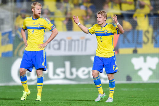 Sveriges Filip Helander och Oscar Lewicki deppar