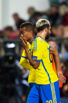Sveriges Robin Quaison byter av Abdullah Khalili