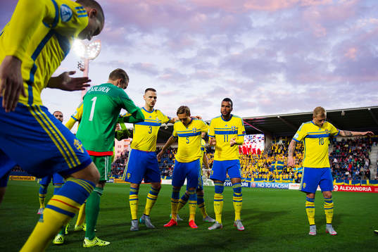 Sveriges Victor Nilsson Lindelöf, målvakt Patrik